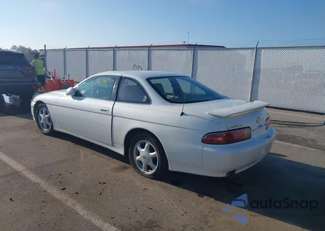 1997 Lexus Sc 300 z USA, uszkodzony, nr VIN JT8CD32Z3V1000234